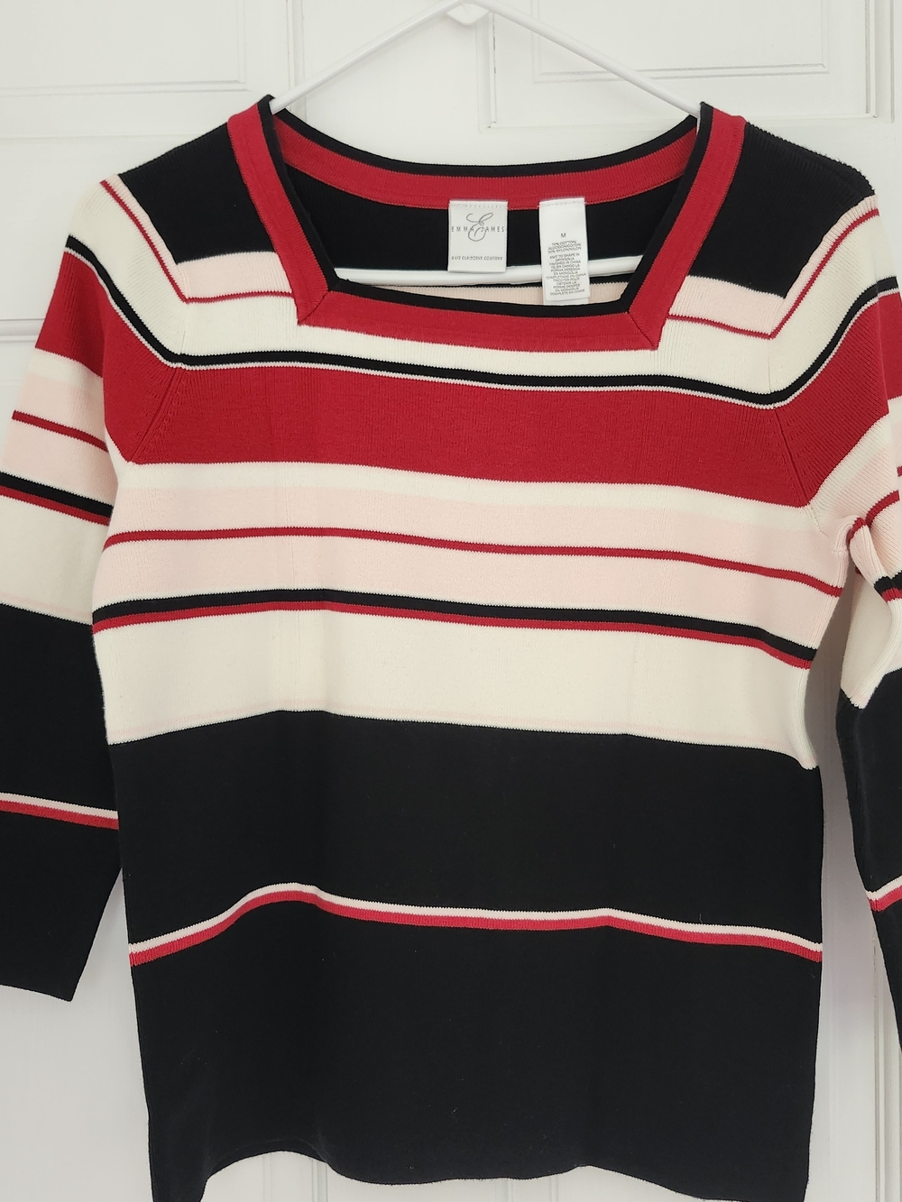 Emma & Grace Striped Sweater in Black & Red Size Medium